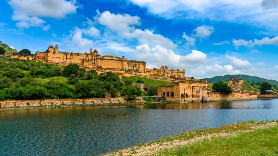 How To Reach Amber Fort