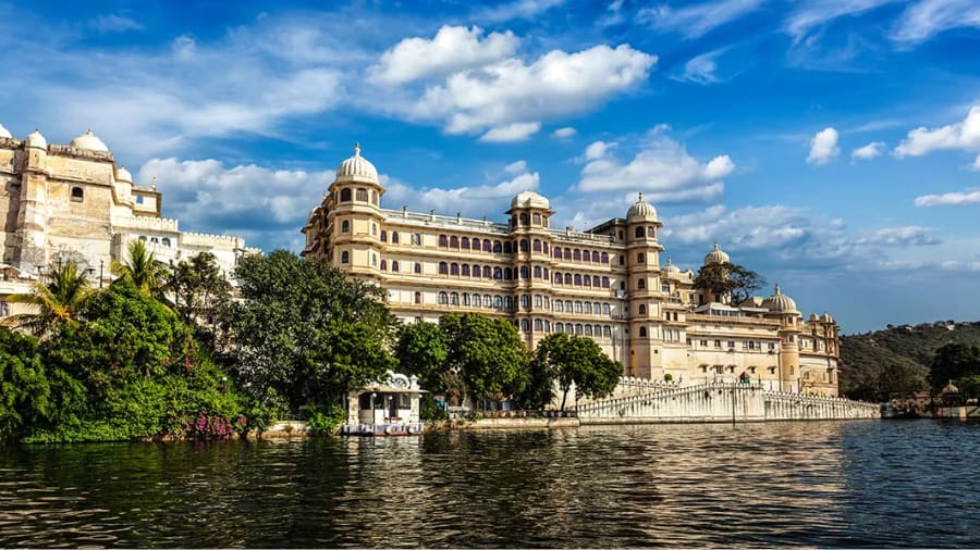 Why Udaipur and Its Surroundings