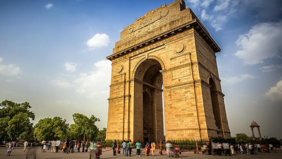 List of 10 Good Reasons to Book a Golden Triangle Tour 