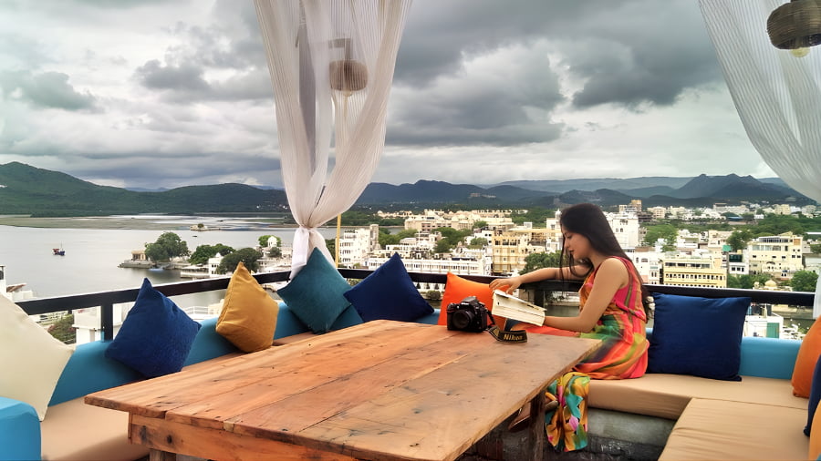 Sun & Moon Rooftop Café, Udaipur